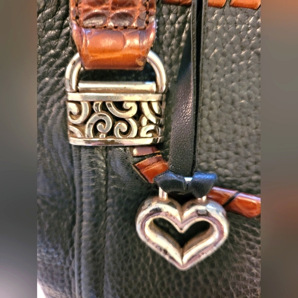 Vintage Brighton Pebbled Leather Shoulder Bag. Brown trim and hand1les. - Picture 5 of 13